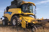 Gallery Image croppedimage200133-NH-conventional-combines.jpg