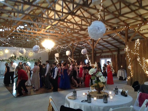 Bluegrass Wedding Barn Wedding Services Reunion Venues