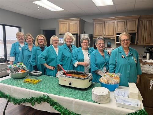 The caring team of volunteers at Rainy Lake Medical Center is made up of seasonal and permanent residents of our communities that give their time to help make our campus a warmer experience for all. If you are interested in volunteering, please call the gift shop at 218.283.5403.