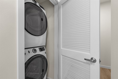 Gallery Image DSC05116.jpg