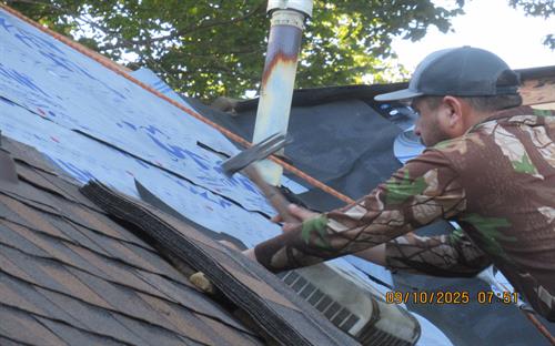 Lucius Roofing Co. in action — hand-nailed quality, local crews, and roofs built right for the Mid-South climate.