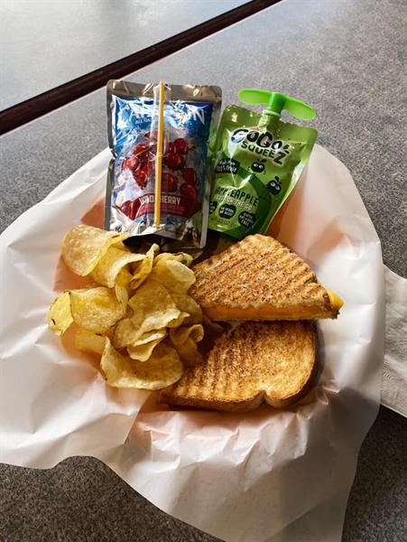 We offer lunch food and also kids meals.. 