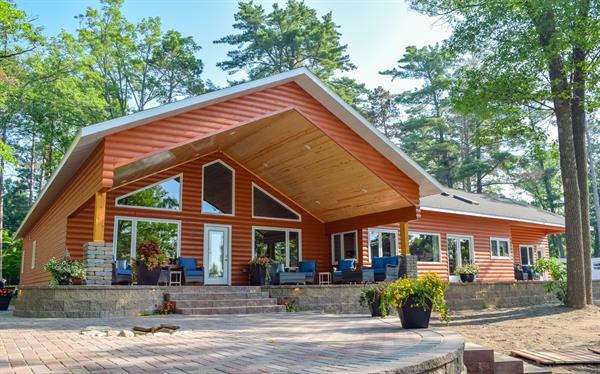 Our Legacy Cabin which Accommodates 20+ people. 4 king beds, 1 queen bed, 10 twin beds.