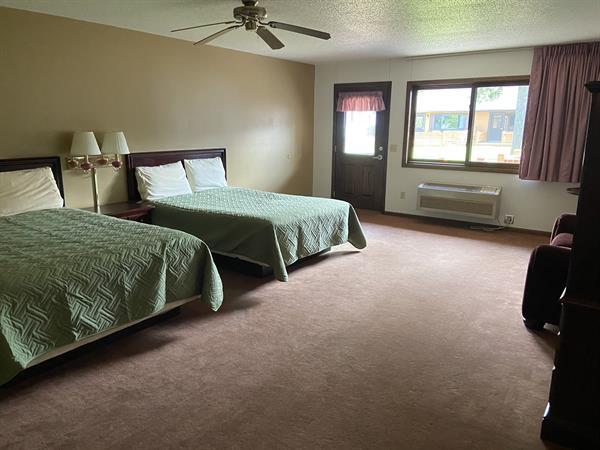 Courtyard Room