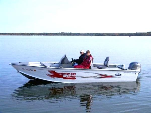 Our rental boats, 18.5' Polar Craft w/ 70hp 