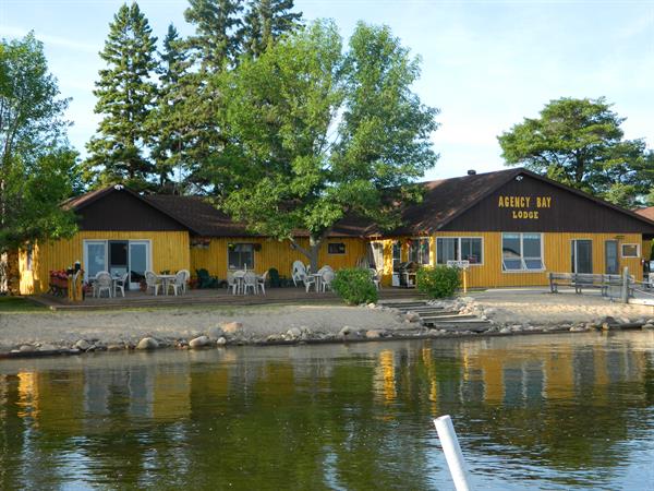 Agency Bay Lodge Lakefront