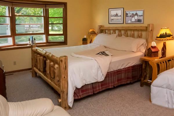 Back Woods Suite at Leech Lake Resort B&B