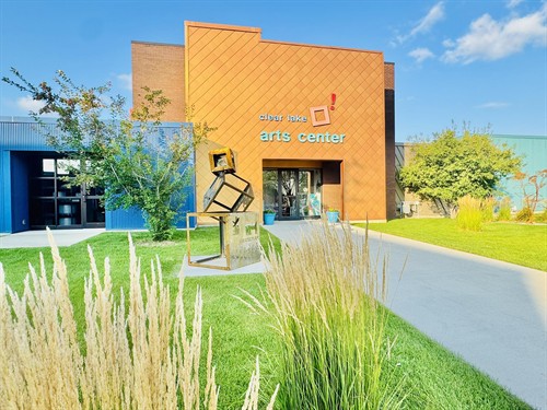 Gallery Image 543166818_1316608687142082_7167323128026633360_n.jpg