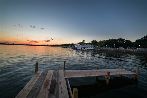 Gallery Image 714_South_Shore_Dr-200.jpg