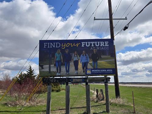 Gallery Image S105843W_NIACC_D20564_FD-_FIND_YOUR_FUTURE8X16_VINYL_20250421.jpg