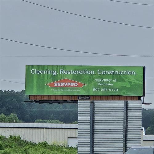 Gallery Image S514211E_Servpro_of_Rochester_D19875_R-_CLEANING_RESTORATION_CONSTRUCTION12X50_VINYL_20250626.jpg
