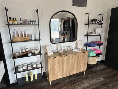 Gallery Image IMG_9202.jpeg