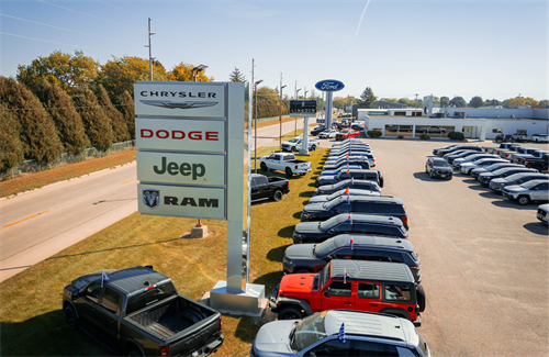 Your trusted destination for new & pre-owned vehicles in Mason City.