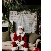 Santa Pictures At The Rusted Chandelier