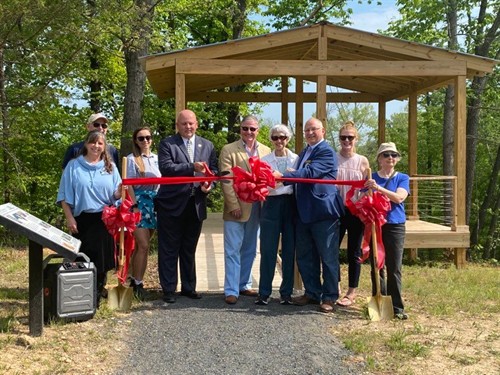Gallery Image Jacobs_Creek_Ribbon_Cutting.jpg