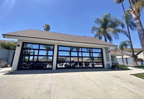 Gallery Image IMG_3749.jpg