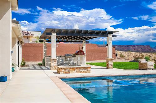 Patio Cover/Outdoor Kitchen