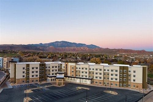 Gallery Image RI_SGUWR_Exterior-01.jpg