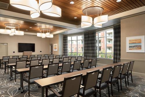The Multipurpose Room at Wyndemere Senior Living in Wheaton (Architecture and Interior Design by RDG Planning & Design)