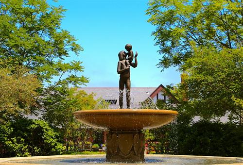 Iconic Fountain at the Square's entrance