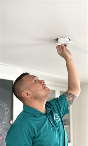 Gallery Image HH_photo-uzi(2).jpeg