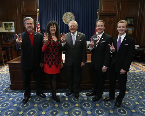 Gallery Image Governor_Deal.jpg