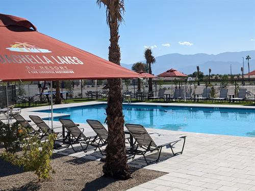 Coachella Lakes RV Resort - Pool