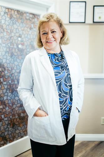 Dr. Elvia Juarez 