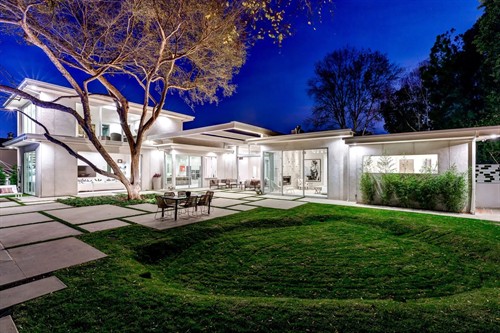 Custom oversized glass installations.