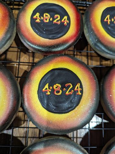 Solar Eclipse cookies 