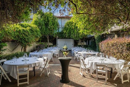 Outdoor Garden Terrace - Banquet Style