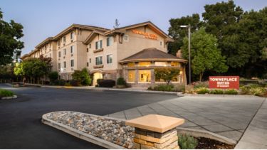 Gallery Image IMG_1825.jpeg