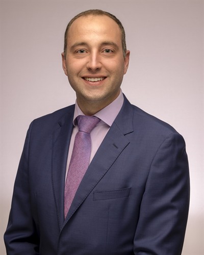 Gallery Image Headshot.jpg