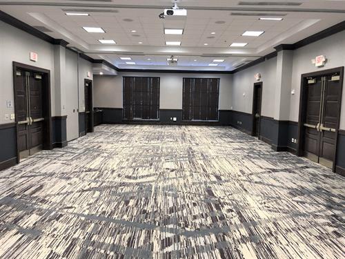 Gallery Image Granite_ballroom_center_(2).jpg