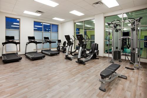 Gallery Image Sheraton_Woodbury-Fitness-low_res.jpg