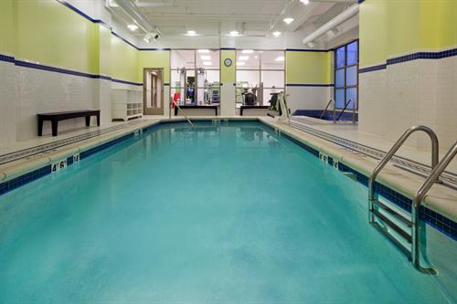 Gallery Image Sheraton_Woodbury-Pool-low_res.jpg