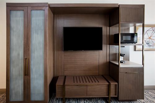 Gallery Image Sheraton_Woodbury-Standard_Amenities-low_res.jpg