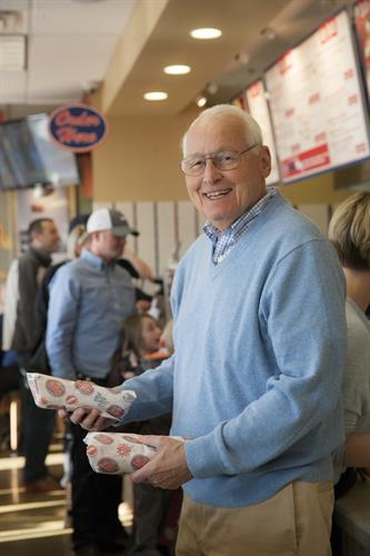 Gallery Image 2013.04.23_JerseyMikesOpening_007.jpg