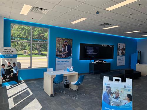 Gallery Image TV_wall.jpeg Gallery Image TV_wall.jpeg