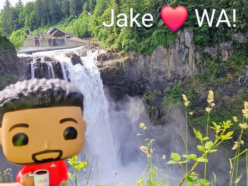 Gallery Image Jake_in_Snoqualmie_Falls.jpg Gallery Image Jake_in_Snoqualmie_Falls.jpg