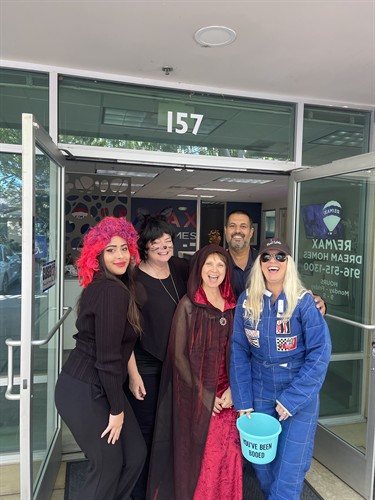 REMAX Dream Homes "Happy Halloween"!