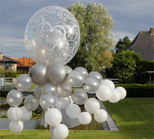 Gallery Image Wedding_outdoor_topiary.png