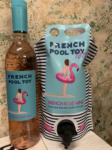 -NEW- French Pool Toy wine in bottle or bag! Plastic container, perfect for out on the boat!