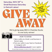 Detroit Lakes Small Business Saturday Selfie Giveaway