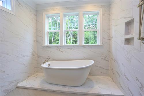 Lexington- Deluxe Primary Bath Lexington- Deluxe Primary Bath