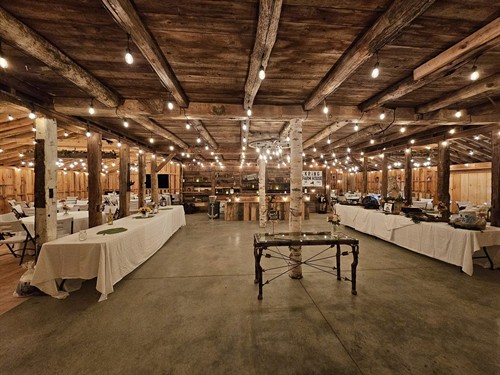 Gallery Image Barn_1.jpg