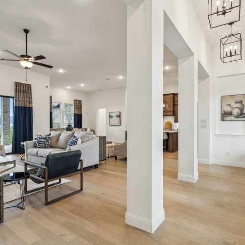 Gallery Image Stoney_Creek_LS_Model_-_Entry_-_Gallery.jpg Gallery Image Stoney_Creek_LS_Model_-_Entry_-_Gallery.jpg