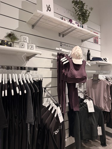 Gallery Image IMG_2303.jpg