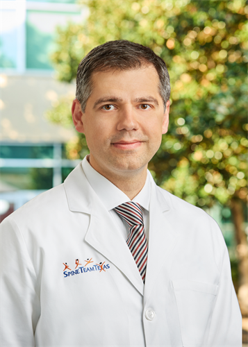 Anton Zaryanov, DO Orthopedic Spine Surgeon