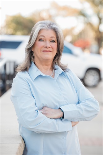 Legal Assistant- Kelly Loveless